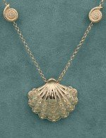 Колье из золота