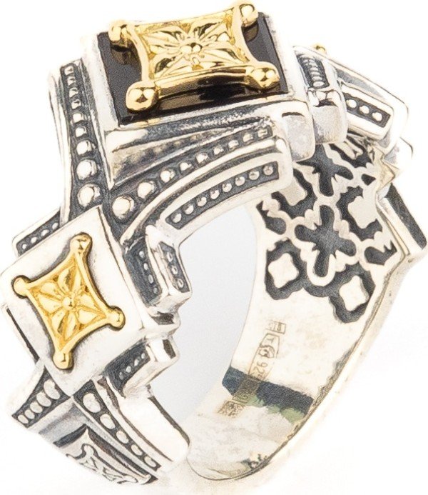 Кольцо из серебра и золота c ониксом и рубином