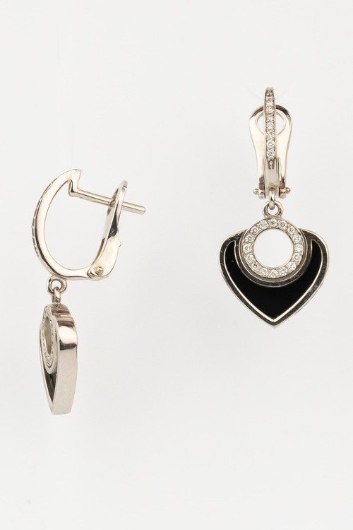 Серьги из белого золота c бриллиантами и ониксом