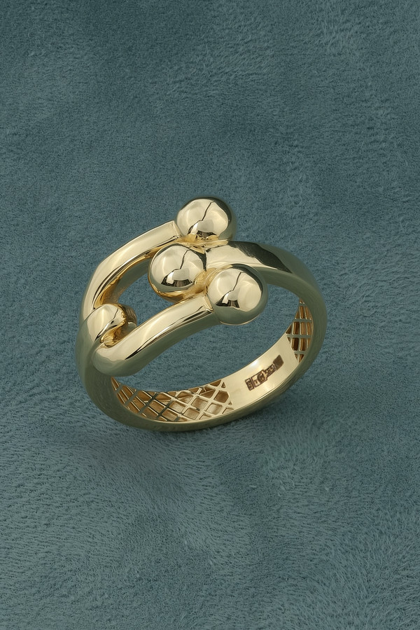 Кольцо из лимонного золота
