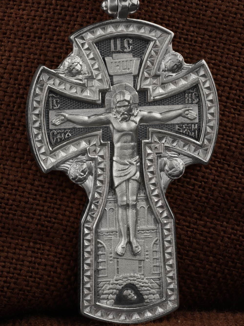 Крест из белого золота