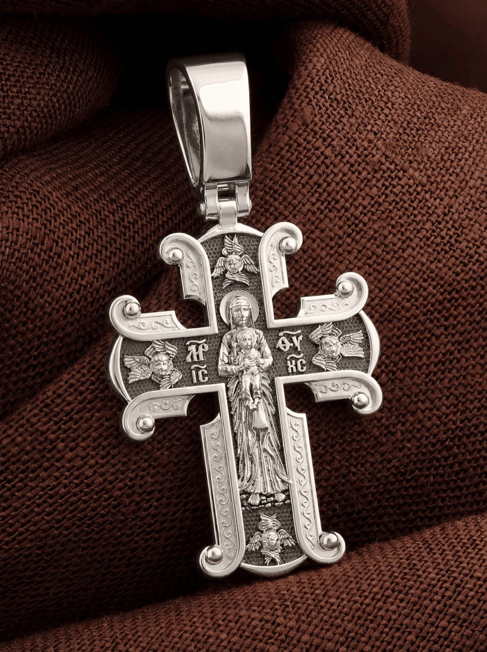 Крест из белого золота