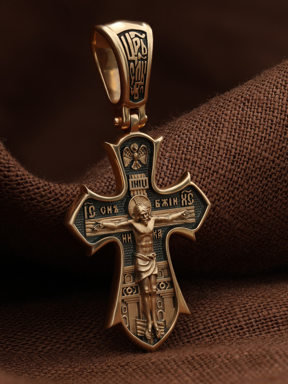 Крест из золота