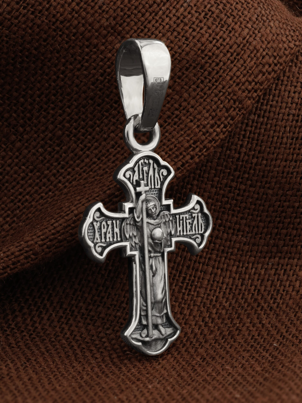 Крест из белого золота