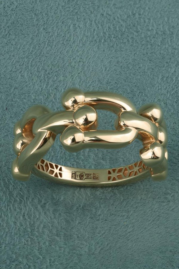 Кольцо из золота