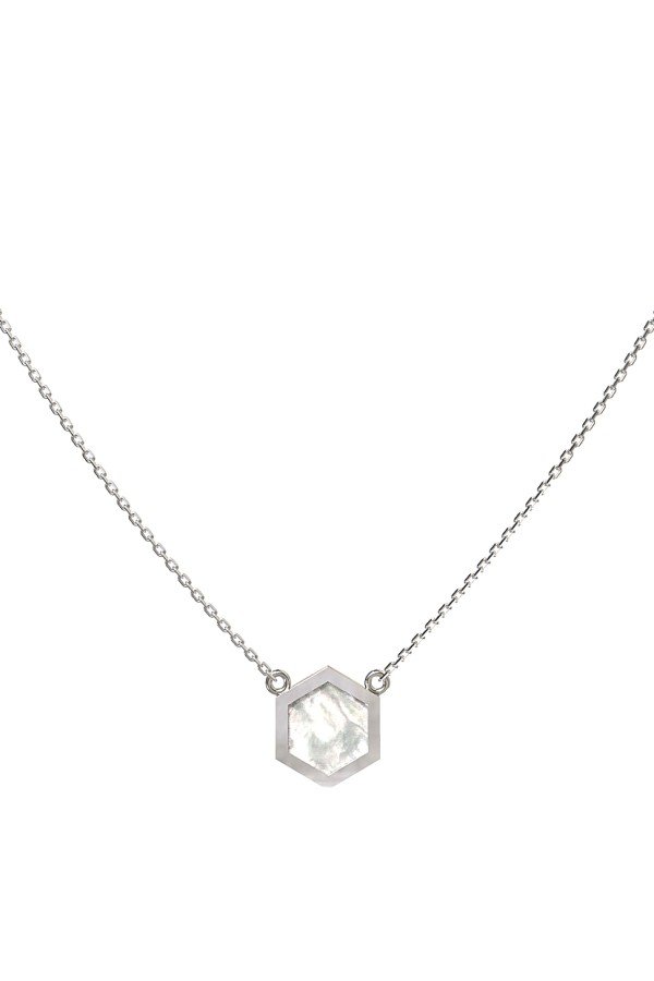 Колье из белого золота c перламутром