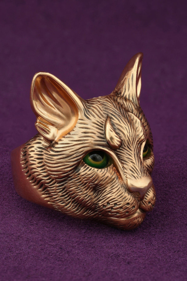 Кольцо из золота c эмаль