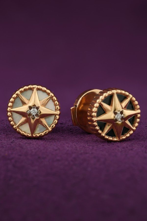 Серьги из золота 585 пробы c бриллиантами, ониксом и перламутром