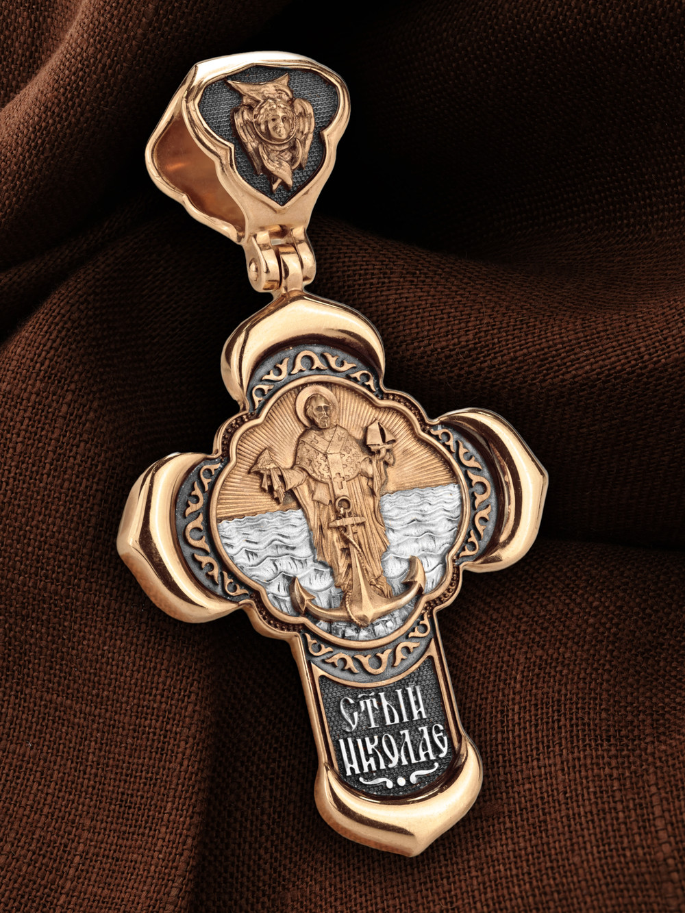 Крест из золота